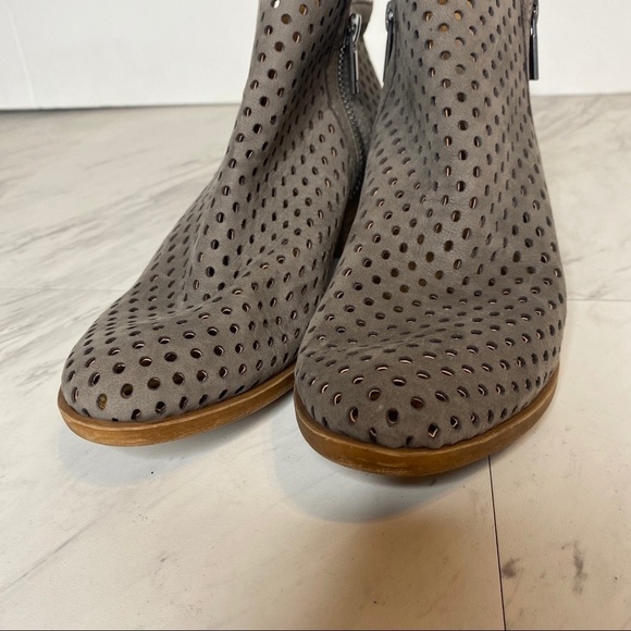 Lucky Brand Basel Laser Cut Leather Gray Bootie 6M - Picture 10 of 12